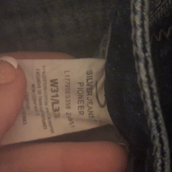 Silver jeans size 31x33 - Picture 4 of 4